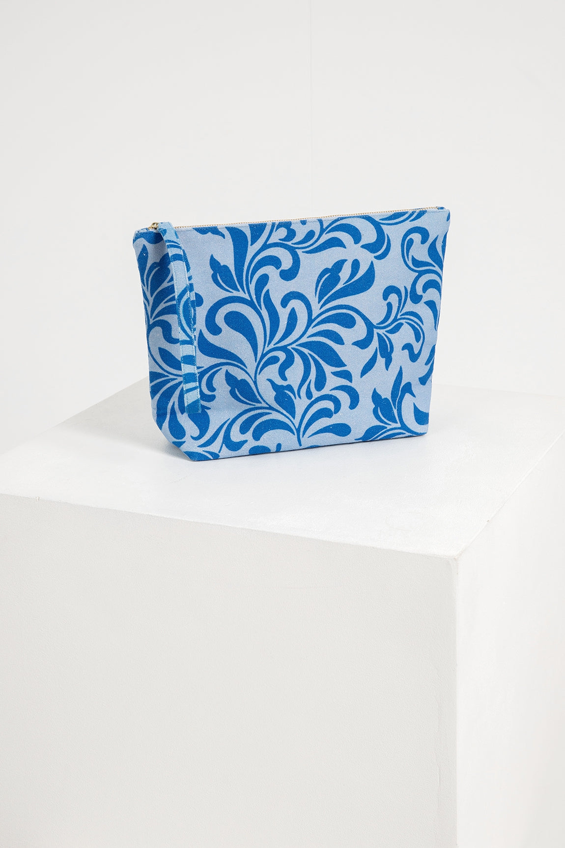 Cotton Toiletry Bag XXL | Cobalt Blue print