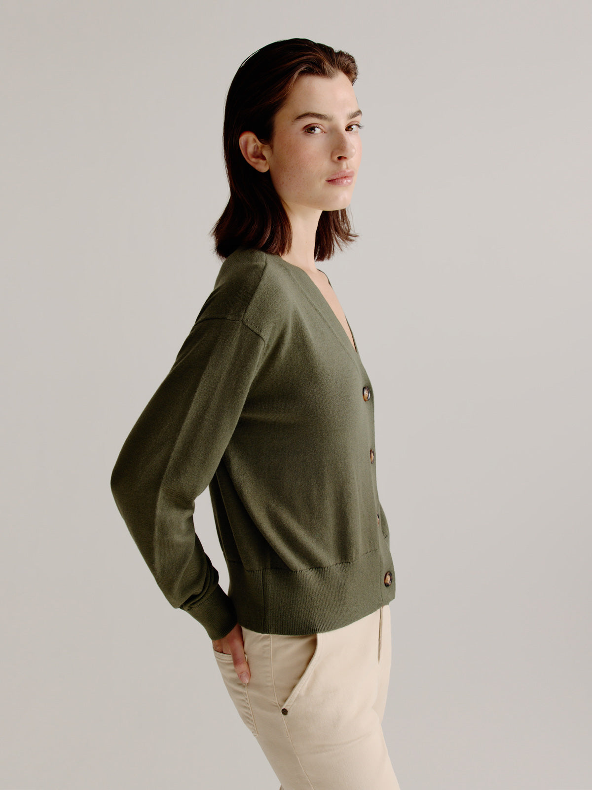 August cardigan | Pesto