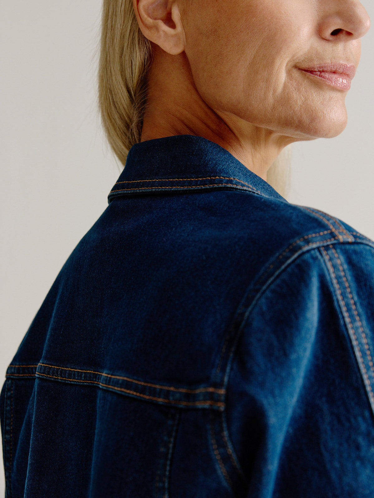 Lindy jacket | Mid Blue jeans