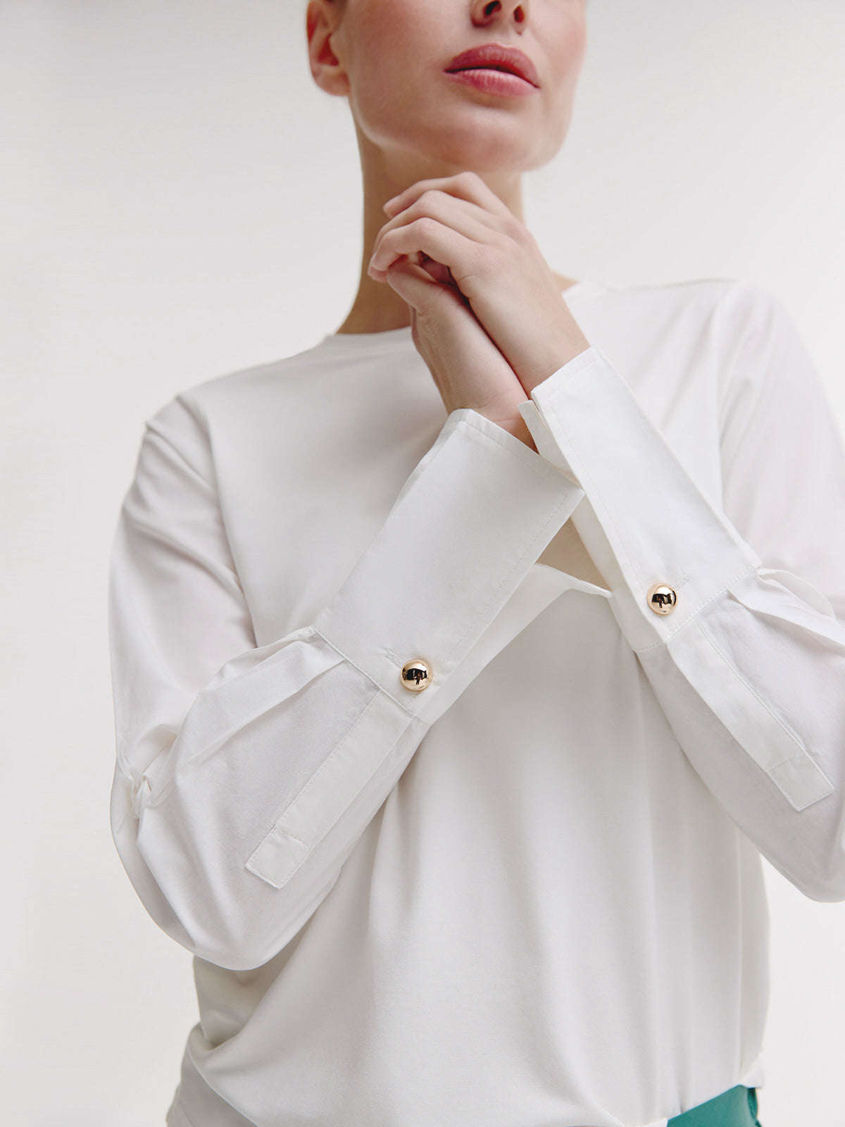 Lev top | White