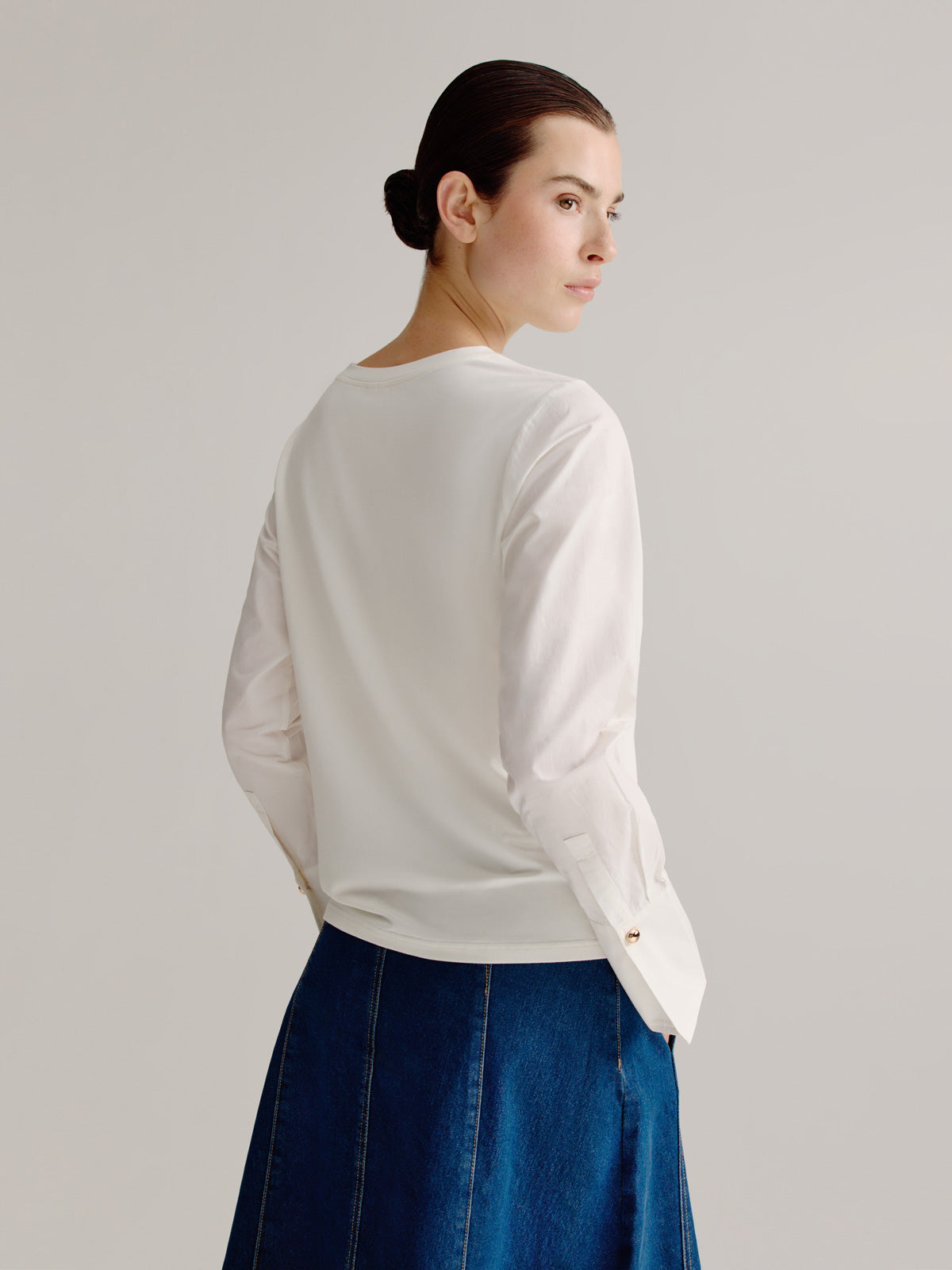 Lev top | White