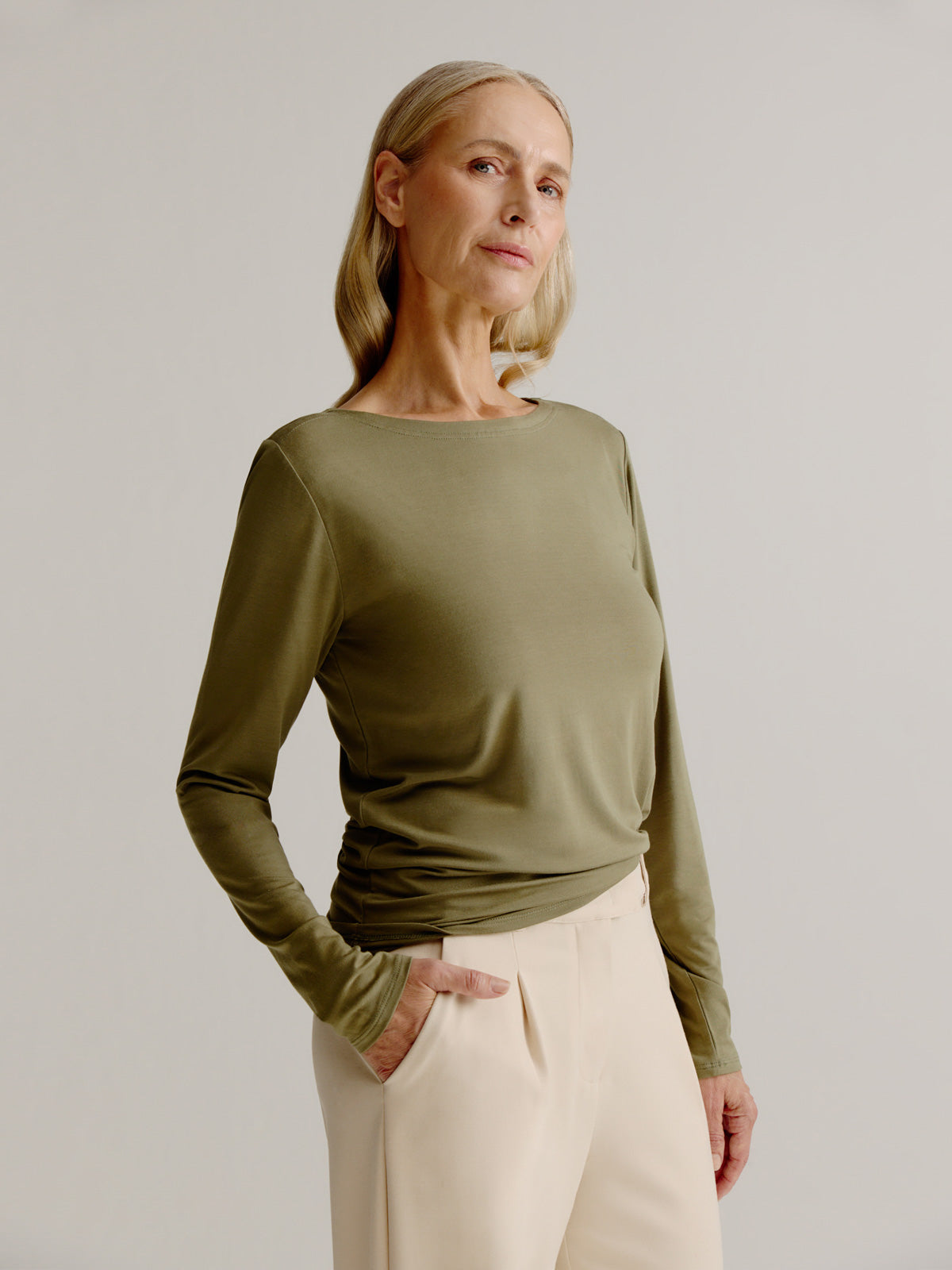 Aline t-shirt solid | Moss Green