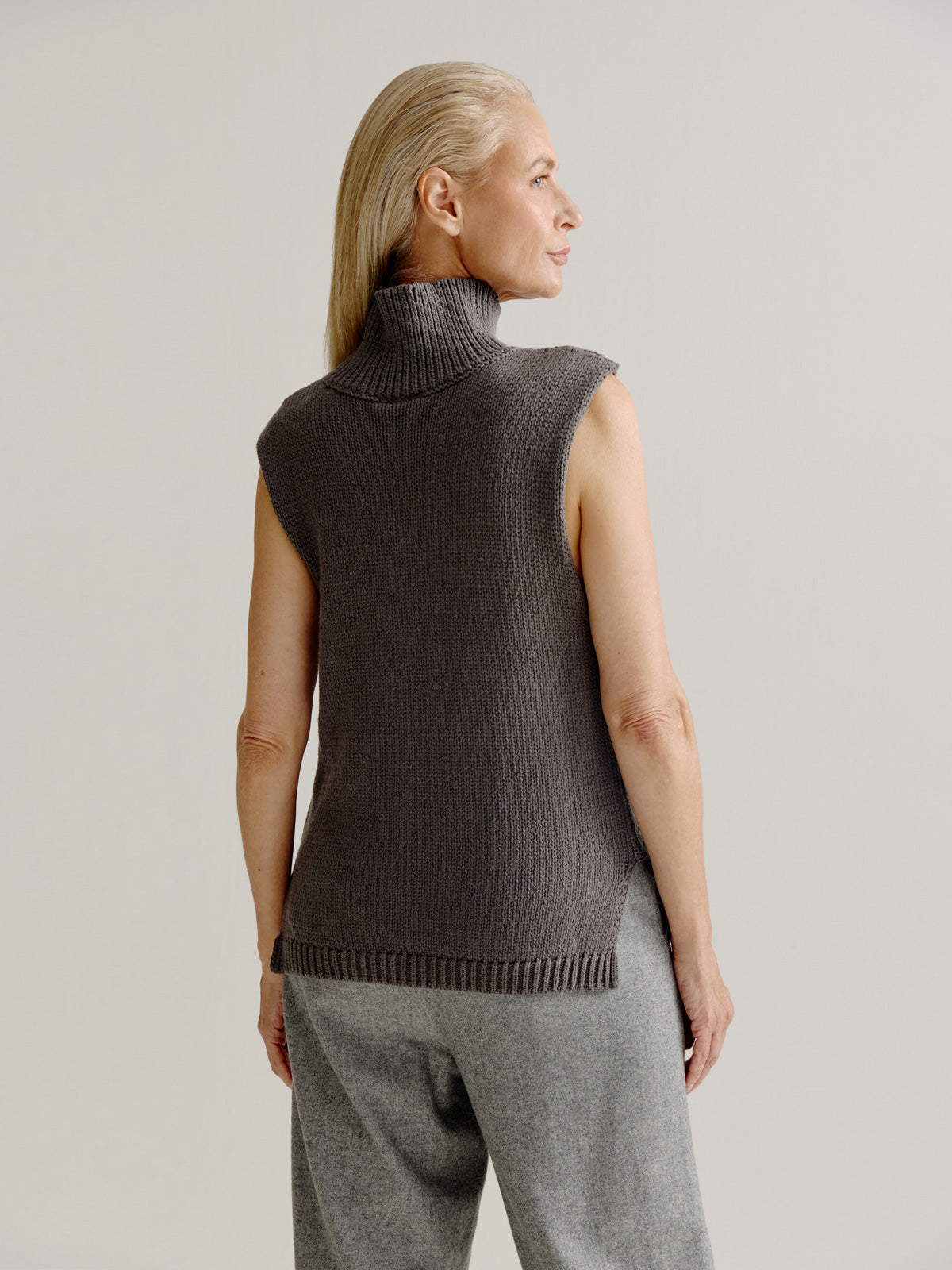 Lizzie spencer | Anthracite