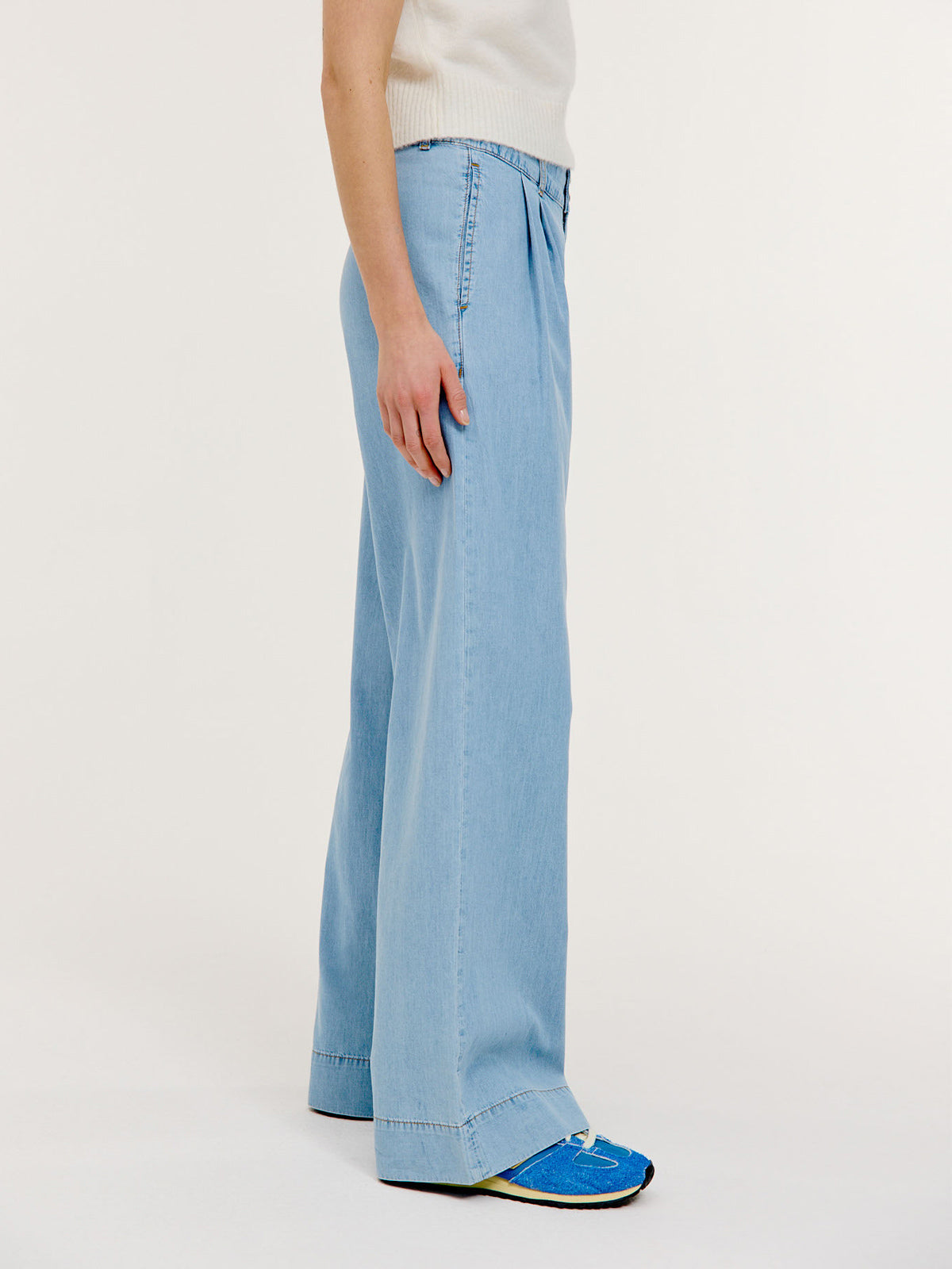 Britt Pant | Light Jeans