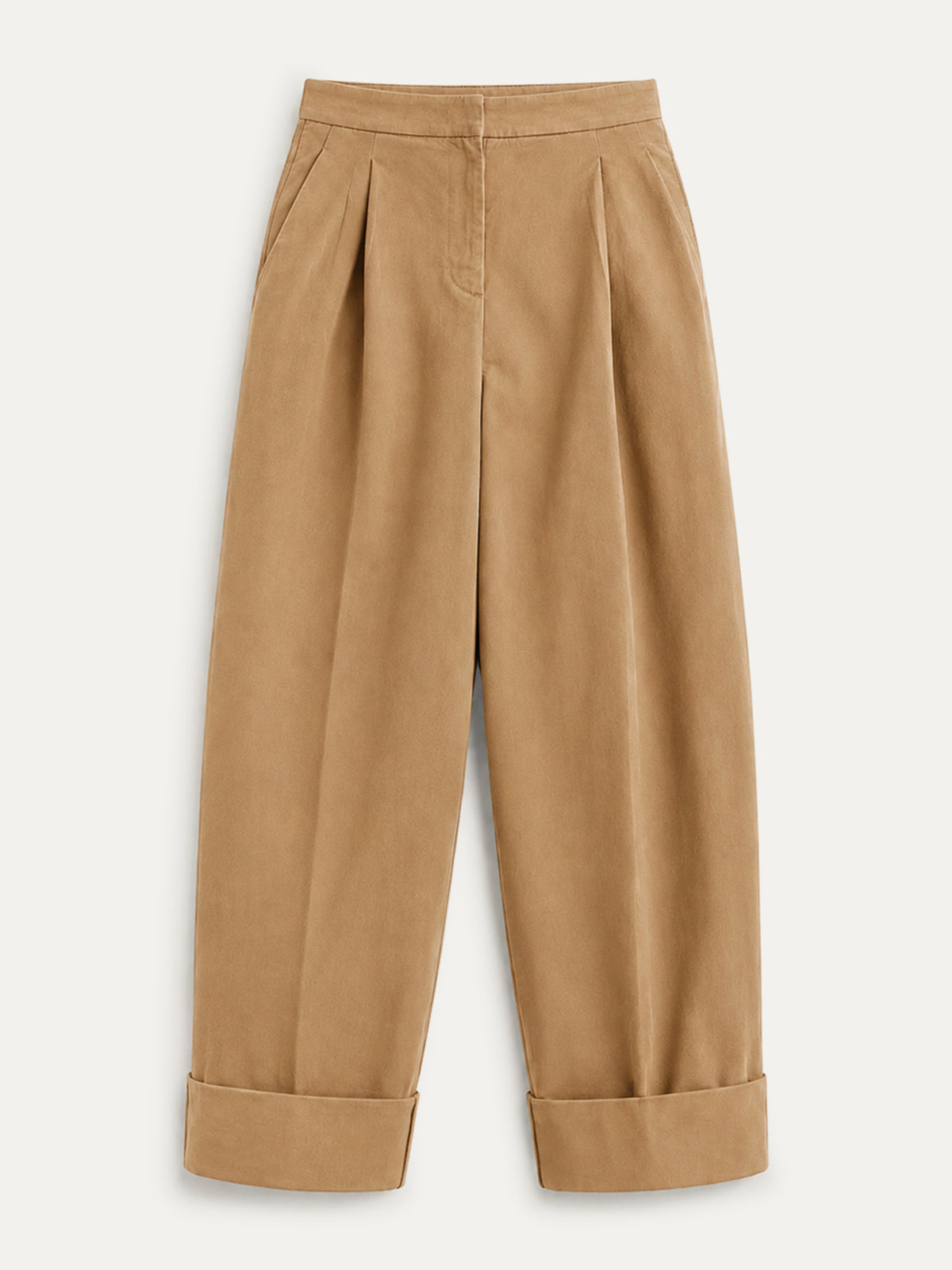 Courtney Pant | Camel