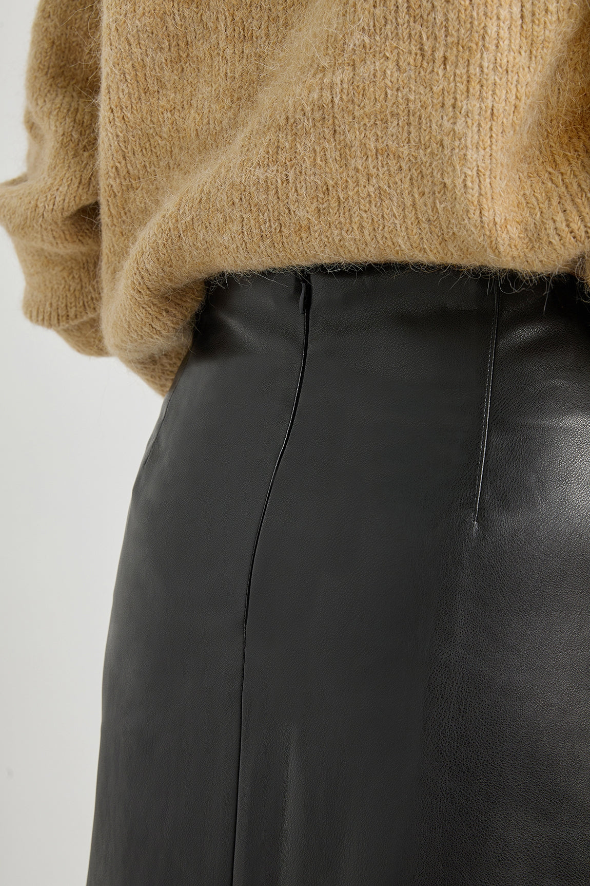 Amber skirt | Black