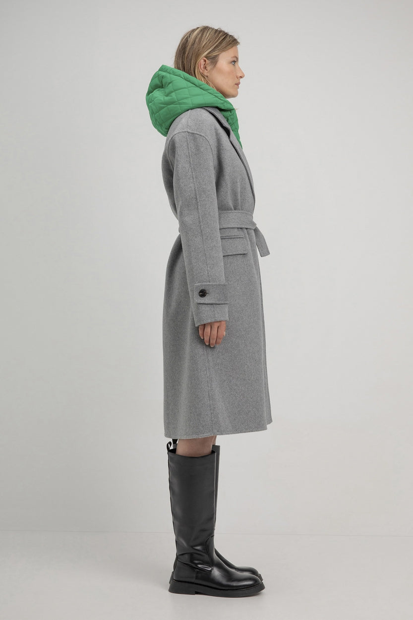 Stormy hood | Parrot Green