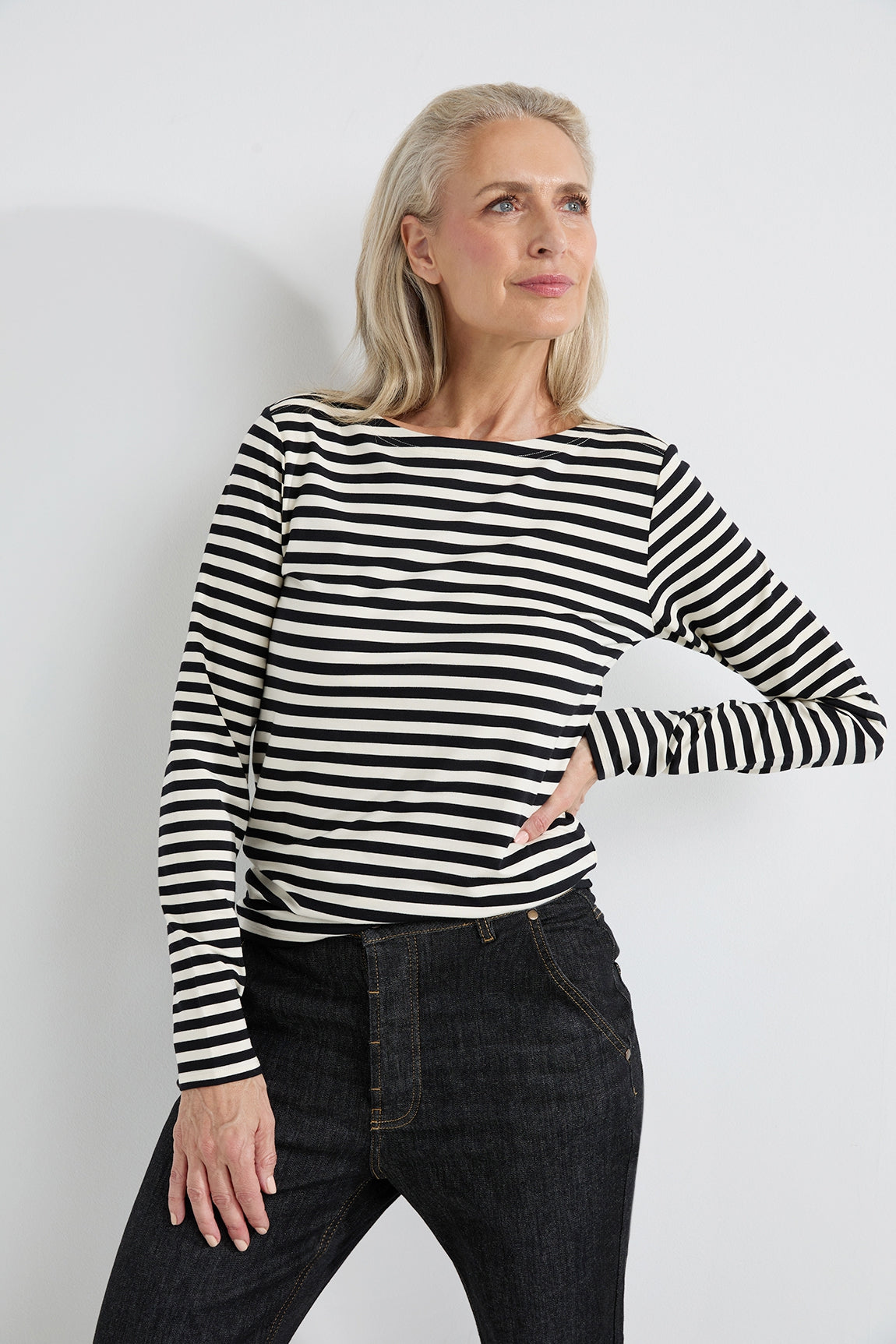 Aline t-shirt | Stripe Black