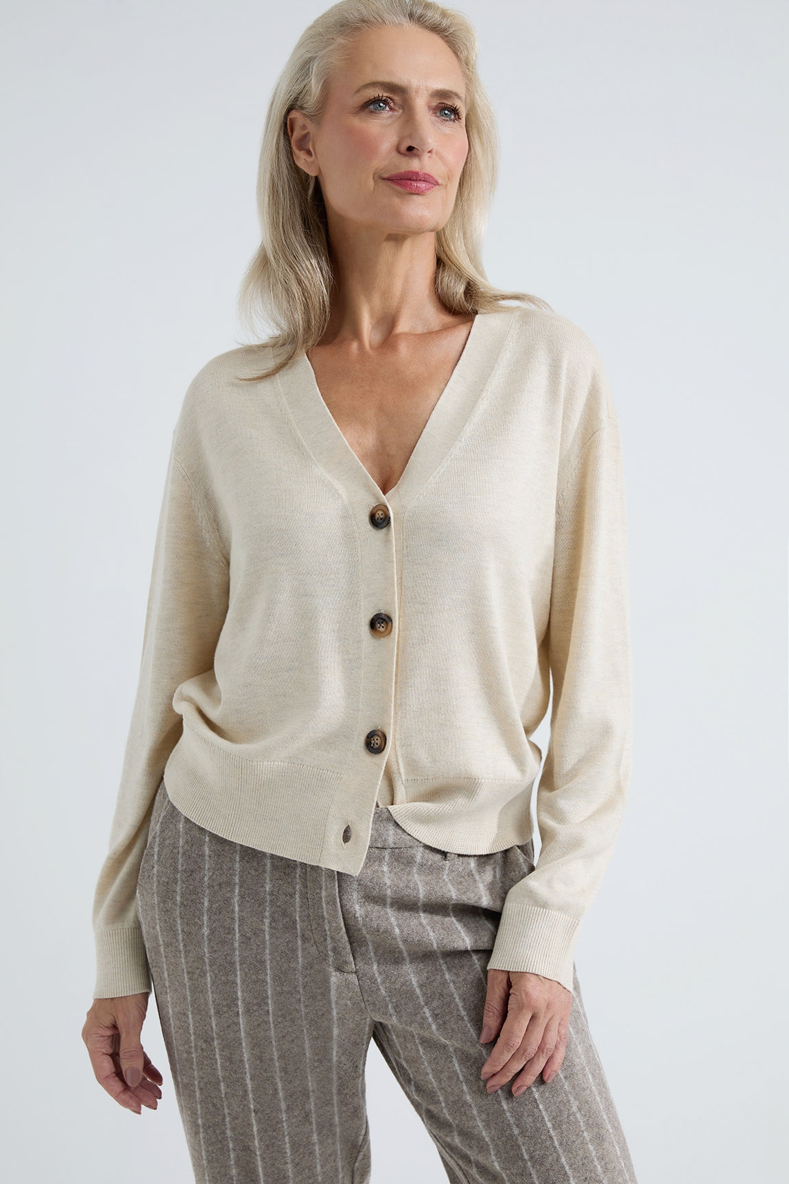 August cardigan | Sand