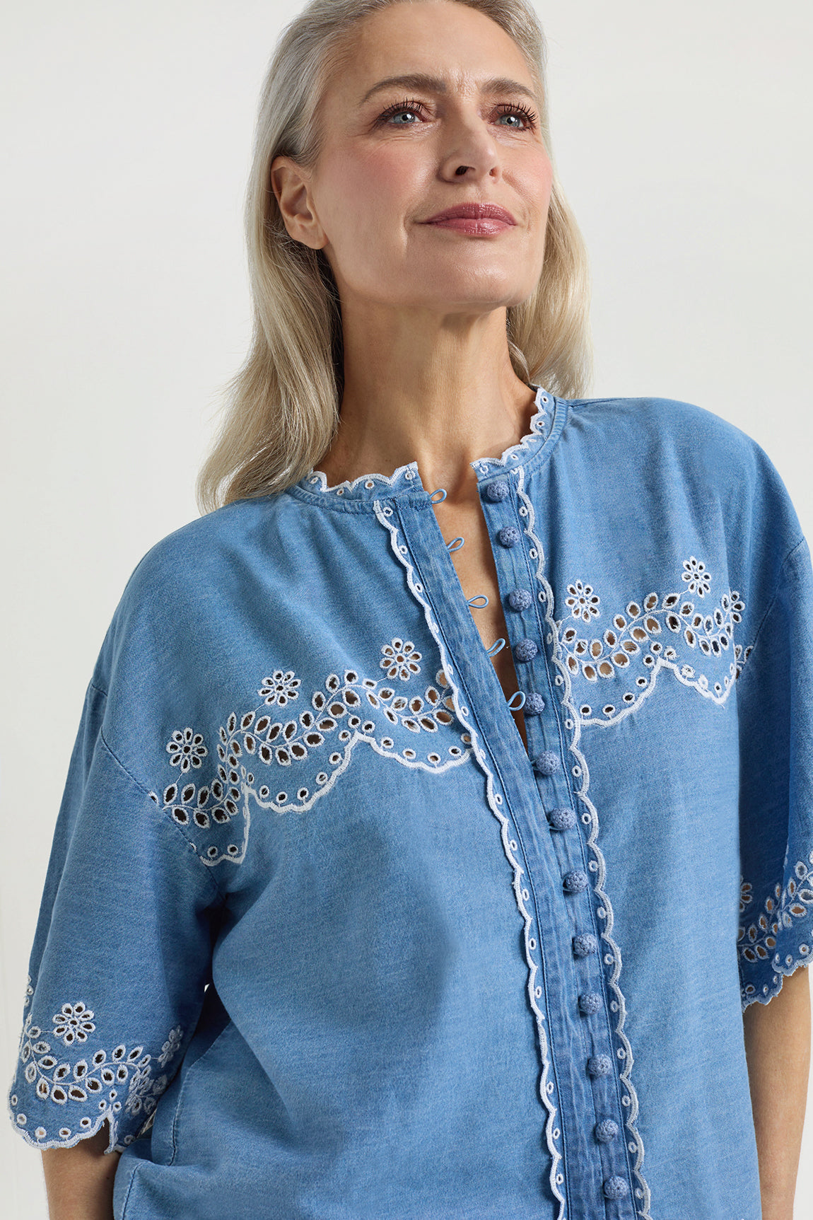 Judith blouse | Light Jeans