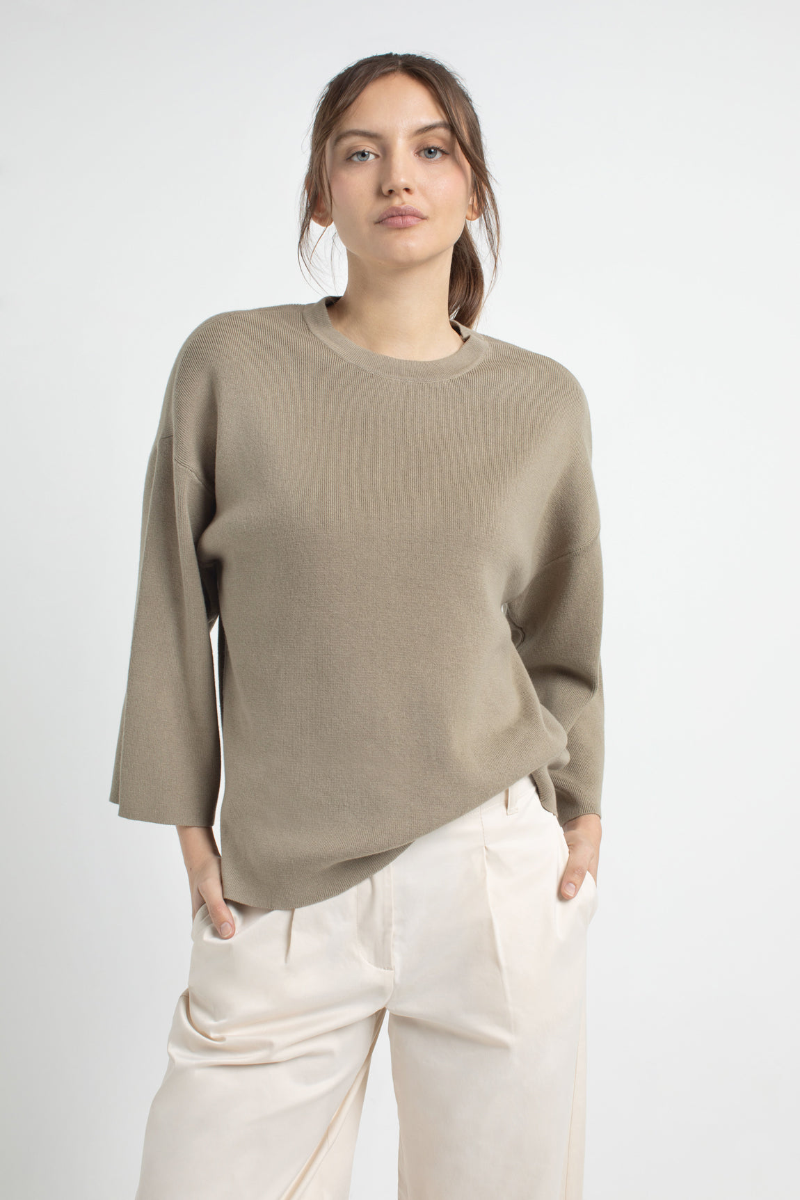 James sweater | Light Olive