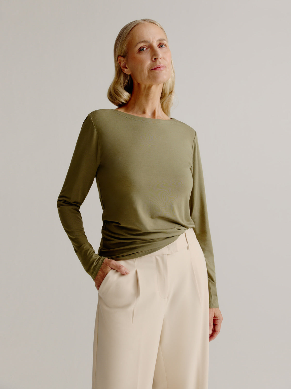 Aline t-shirt solid | Moss Green
