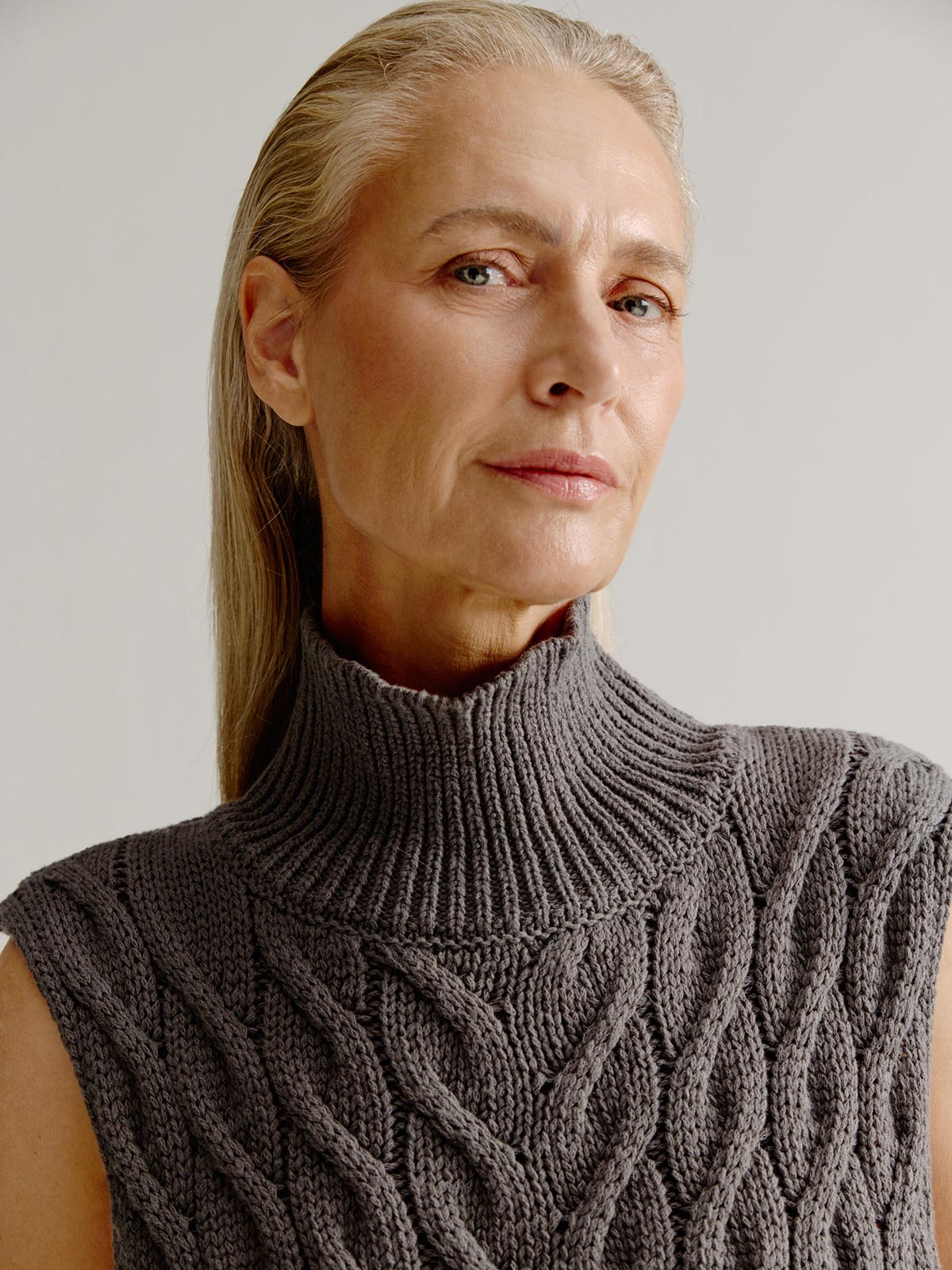 Lizzie spencer | Anthracite